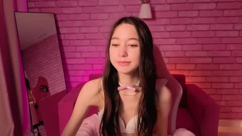 Nicole online show from 05/15/26, 11:01