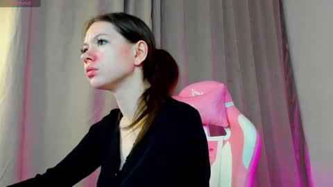 GMT7TueWedThSu 0300am-0900am. Sa 1000am-0400pm online show from 02/09/25, 08:13