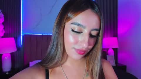 Snapshot of nicole_edwards chatting on 06/16/26, 03:31 Nicole online show from 06/16/26, 03:31