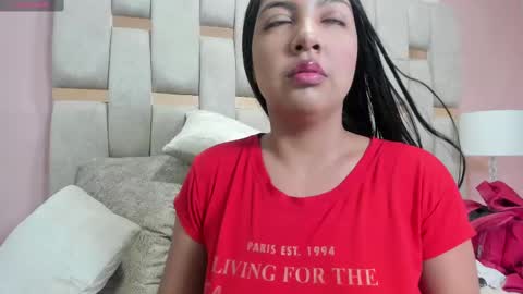 Snapshot of nicole_fisherr chatting on 09/16/25, 06:03 nicole_fisherr online show from 09/16/25, 06:03