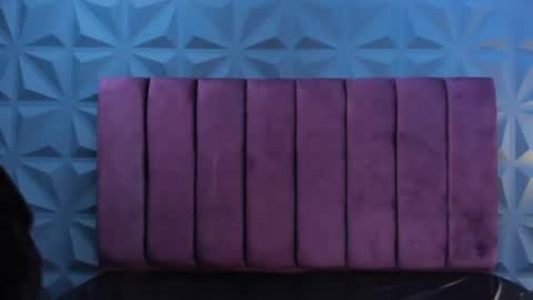 Snapshot of nicole_jonss chatting on 10/03/25, 04:09 Nicole online show from 10/03/25, 04:09