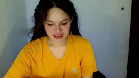 nicole_kiss01 online show from 10/16/25, 08:04