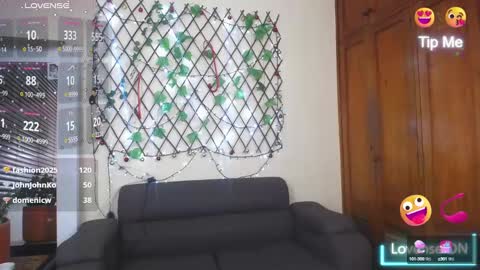 Nicole Santana online show from 02/12/25, 02:35