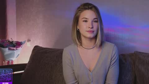 Snapshot of nicole_w00 chatting on 12/02/24, 09:45 Nicole online show from 12/02/24, 09:45