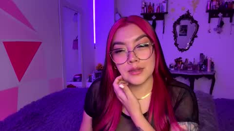 Nicole online show from 02/10/26, 05:22