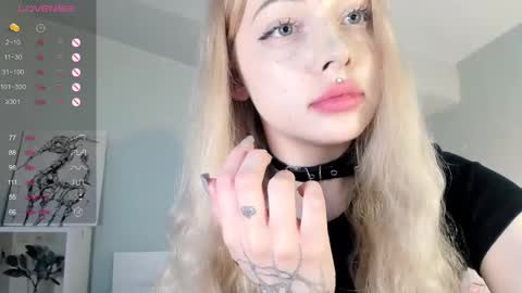 Mary online show from 02/15/25, 10:33