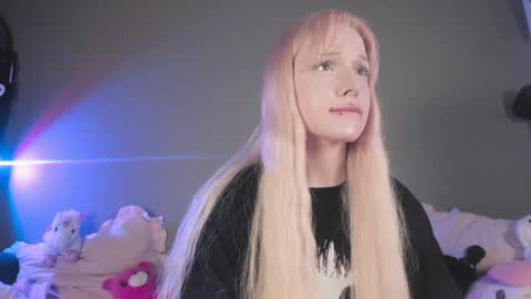 Mary online show from 04/06/26, 03:24