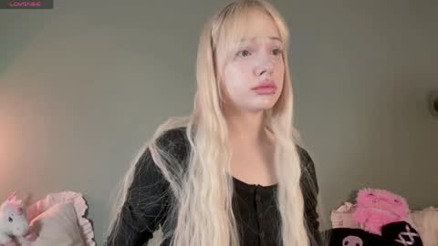 Mary online show from 04/21/26, 10:01