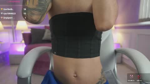 Snapshot of nicolecrawft chatting on 10/04/25, 07:12 Nicole Crawft online show from 10/04/25, 07:12