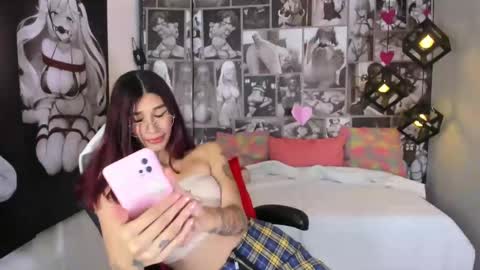 N i c o l e  online show from 02/16/25, 05:37