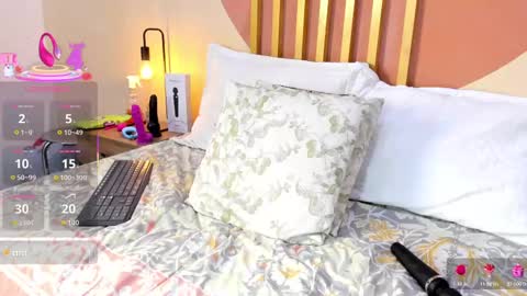 N i c o l e  online show from 11/07/25, 07:47