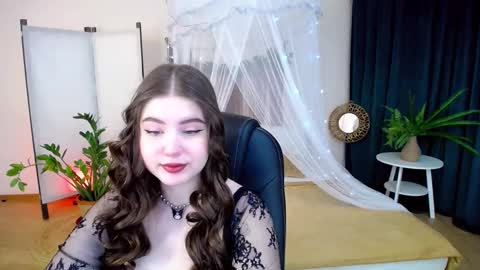 nicolefoxery online show from 01/24/25, 03:22
