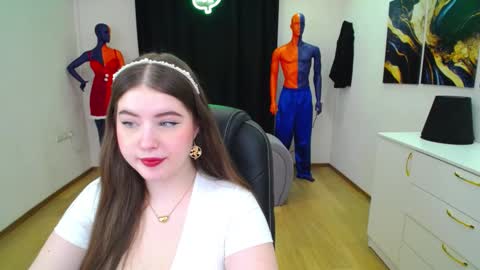 nicolefoxery online show from 02/08/25, 06:44