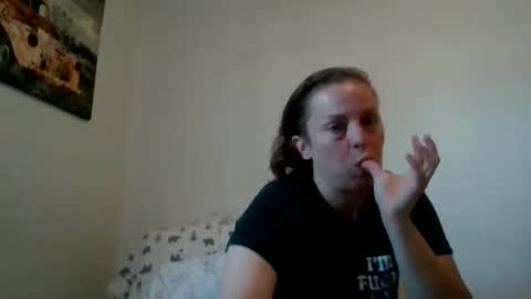 Nicole online show from 04/19/26, 08:44