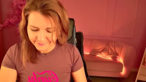 nicolehits online show from 11/07/25, 05:29