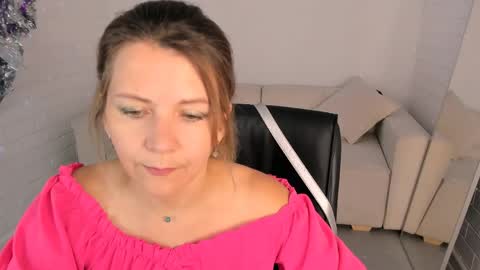 nicolehits online show from 06/06/26, 09:03