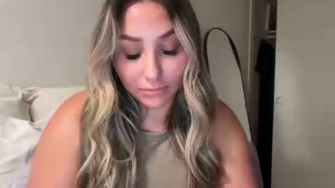 nicolelovesyou444 online show from 10/10/25, 06:56