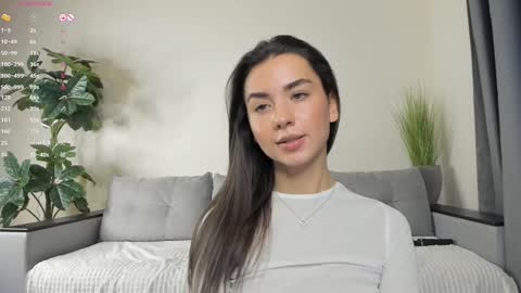 Dua Lipa online show from 01/27/25, 07:13