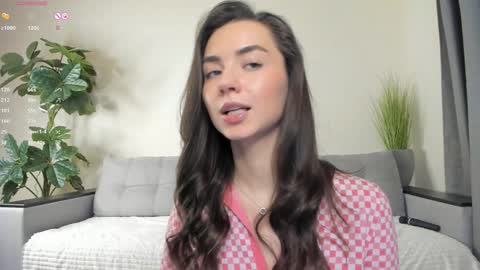 Dua Lipa online show from 02/02/25, 07:14