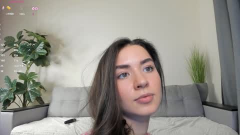 Dua Lipa online show from 02/06/25, 07:18