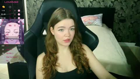 NicoleMeew online show from 04/06/26, 12:17