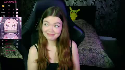 NicoleMeew online show from 04/13/26, 05:18