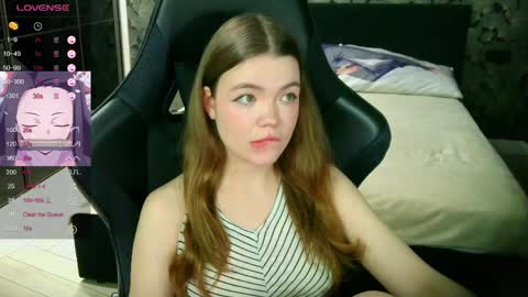 Snapshot of nicolemeew chatting on 06/07/26, 07:50 NicoleMeew online show from 06/07/26, 07:50