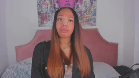 NICOLE online show from 11/14/25, 12:48