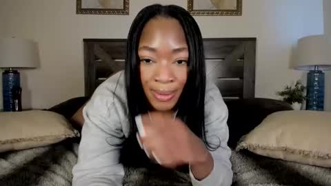 Nicole online show from 04/11/26, 09:30