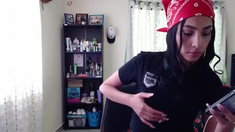 Nicole online show from 11/05/25, 07:14