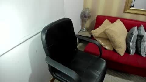 Snapshot of nicolettcolin chatting on 07/06/26, 04:53 Nicolettcolin online show from 07/06/26, 04:53