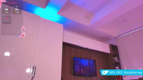 Snapshot of nicolette_tay chatting on 12/03/25, 02:26 Nicol online show from 12/03/25, 02:26