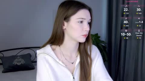 Nicol online show from 11/21/25, 08:02