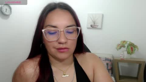 nicoll  online show from 05/14/26, 03:52