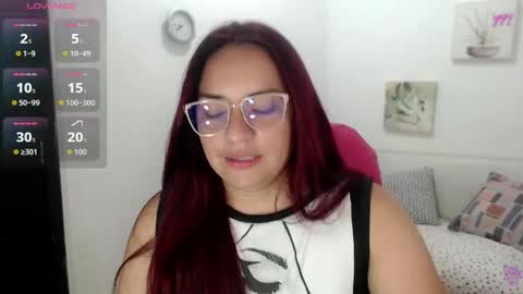 Snapshot of nicoll_crazzy chatting on 05/28/26, 12:57 nicoll online show from 05/28/26, 12:57