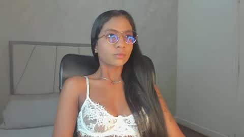 Nicol  online show from 04/23/26, 03:19