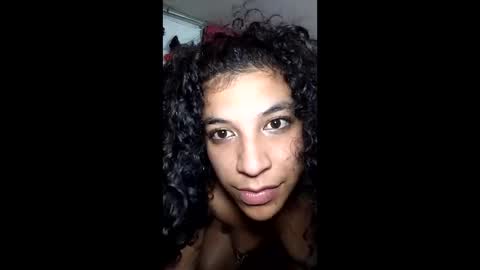 Snapshot of nicoll_williams420 chatting on 04/25/26, 02:47 Nicoll Williams online show from 04/25/26, 02:47