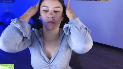 Nicoll  Independent model online show from 02/27/26, 07:30