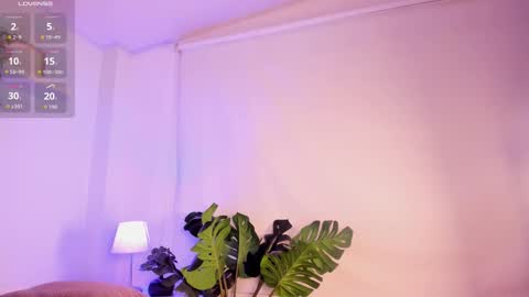 nicolle_evanss_ online show from 03/07/26, 05:04