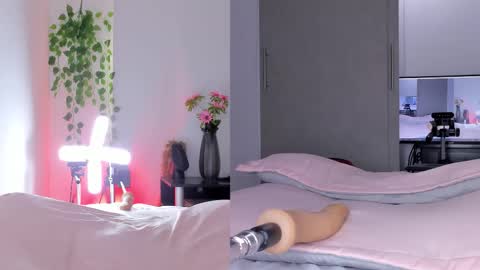 Nicolle Saenzz online show from 03/19/26, 09:19