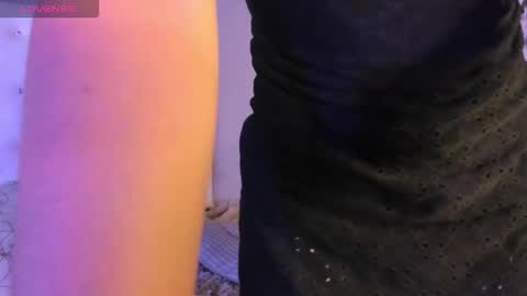 Nicolle online show from 03/25/26, 01:39