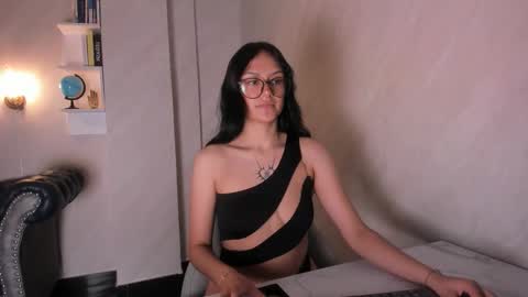 Nicoll  online show from 02/02/26, 01:10