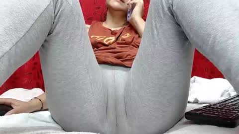 NICOLLE online show from 02/14/26, 09:55