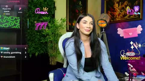 Nicolle online show from 05/14/26, 08:15