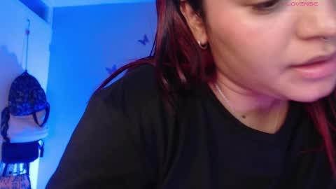 Nicolle Miley online show from 04/12/26, 11:43