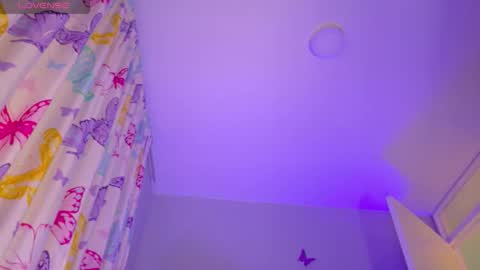 Snapshot of nicolletaylorq chatting on 05/13/26, 03:15 Nicolle Miley online show from 05/13/26, 03:15