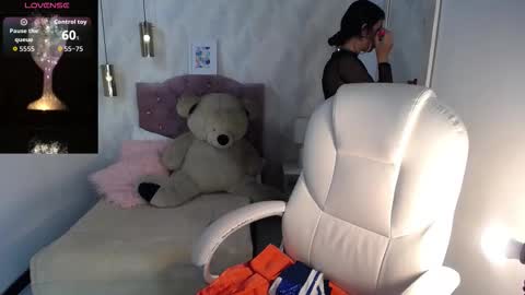 Nicollet online show from 03/03/26, 03:12