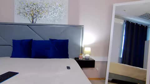 NicolRos online show from 09/29/25, 10:53