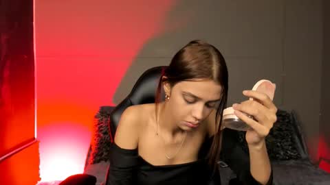 Nicol online show from 11/30/25, 08:24