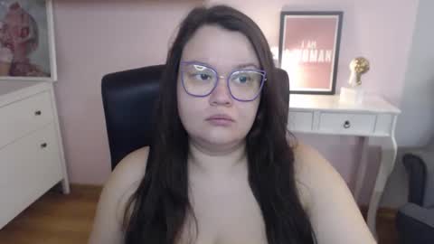 Holly online show from 03/03/26, 07:47